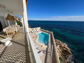 Villa Celia en primera linea del mar!